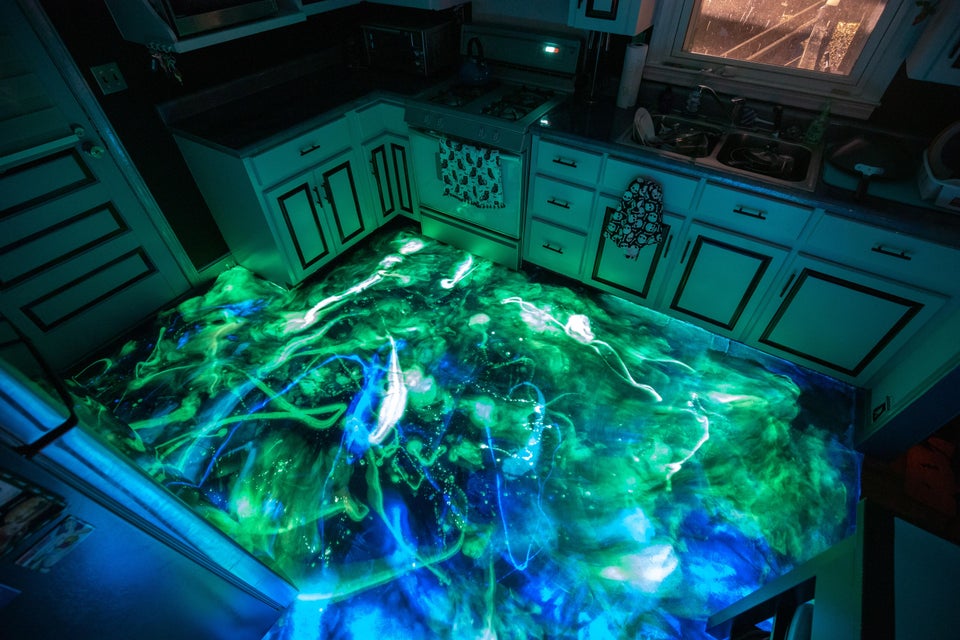 kitchen floor that glows in the dark and looks like a portal